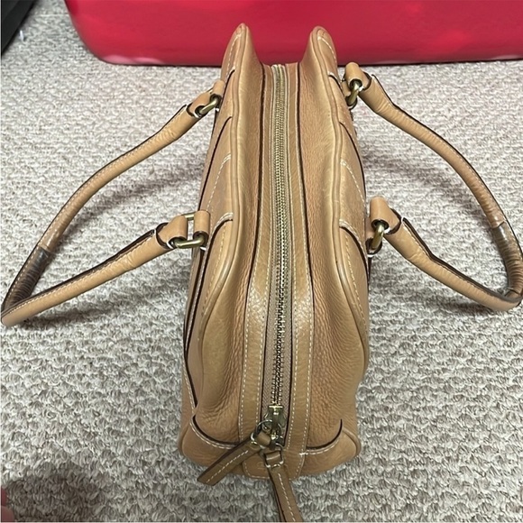 Coach leather shoulder purse in camel color - Picture 4 of 16